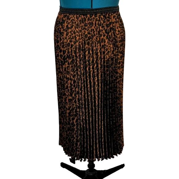 My Danelle Leopard Pleated Skirt w/Elastic Waist Size Large - Picture 2 of 7
